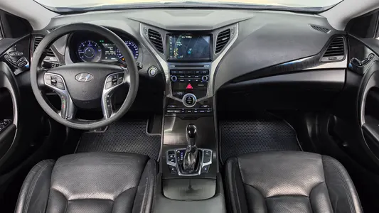 Hyundai Grandeur HG HG220 2014 7