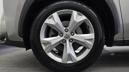 Lexus NX200t 2015 5