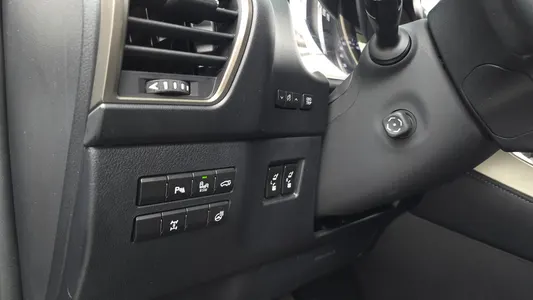 Lexus NX200t 2015 15