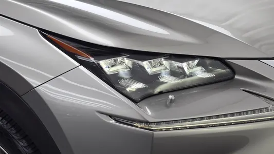 Lexus NX200t 2015 22