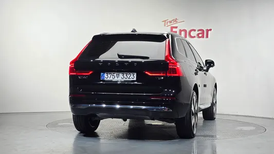 Volvo XC60 2 T8 2025 4