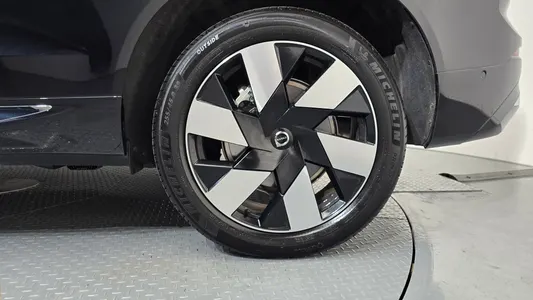 Volvo XC60 2 T8 2025 21