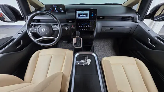 Hyundai Staria 5 2024 7