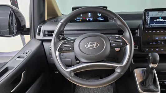 Hyundai Staria 5 2024 12