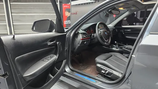 BMW 1 Series (F20) 118d 5 2017 10
