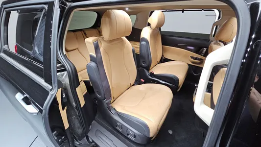 Kia Carnival 7 2021 12