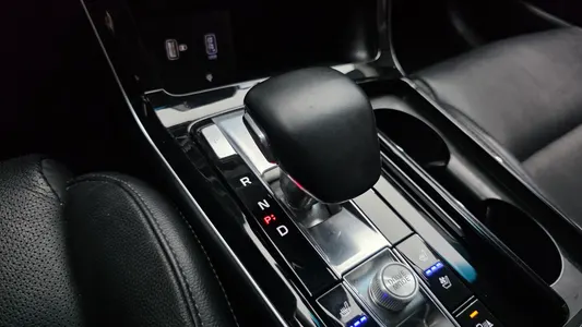 Kia K7 2021 9