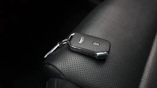 Kia K7 2021 16
