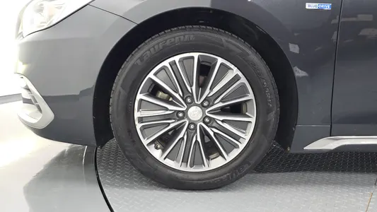 Hyundai IG 2017 5