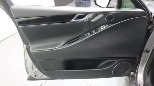 Genesis G80 (RG3) 2.5 2WD 2023 24