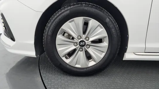 Hyundai 쏘나타 라이즈 하이브리드 2019 5