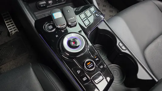 Kia 5 4WD 2024 9