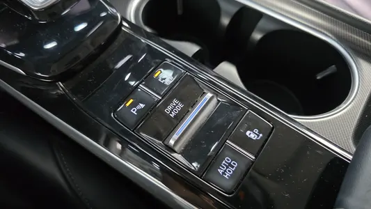 Hyundai (DN8) 2.0 2019 17