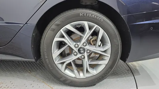 Hyundai (DN8) 2.0 2019 21