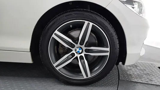 BMW 1 Series (F20) 118d 5 2018 22