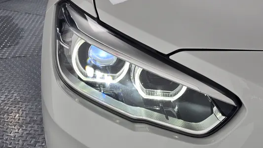 BMW 1 Series (F20) 118d 5 2018 23