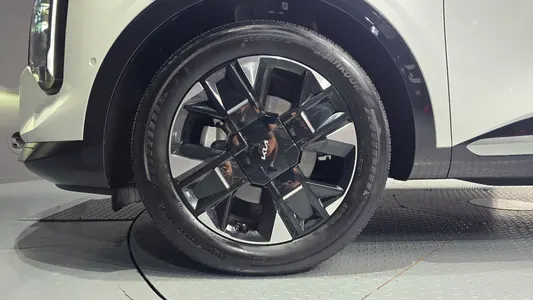 Kia 5 1.6 2WD 2025 5