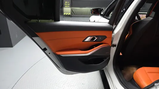 BMW M3 (G80) M3 M xDrive 2023 18