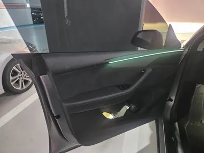 Tesla Y AWD 2025 7