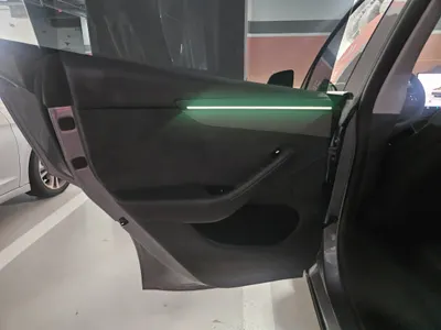 Tesla Y AWD 2025 8