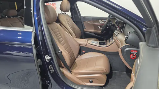 Mercedes-Benz E-Class W213 E250 2021 26