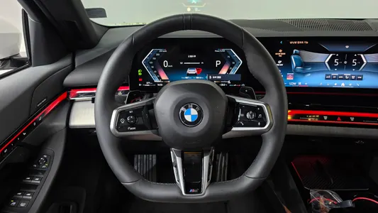 BMW 5 Series (G60) 530i xDrive M 2025 13