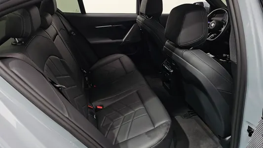 BMW 5 Series (G60) 520i M 2024 19