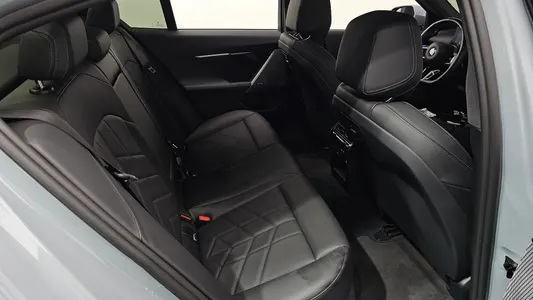 BMW 5 Series (G60) 520i M 2024 28