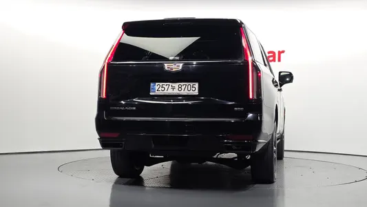 Cadillac 5 6.2 2022 4