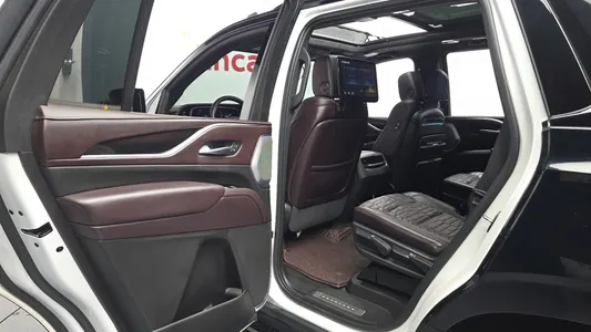 Cadillac 5 6.2 2022 26