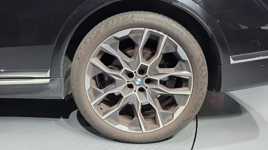 BMW X7 (G07) xDrive 40d M 6 2023 21