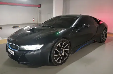 BMW i8 2016