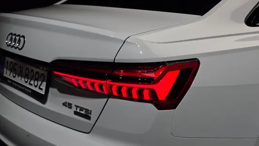 Audi A6 (C8) 45 TFSI 2025 23