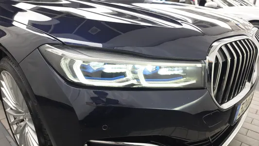 BMW 7 Series (G11) 745e i 2019 22