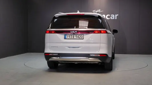 Kia Carnival 9 2023 4