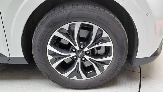Kia Carnival 9 2023 21