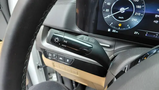 Kia Carnival 9 2023 30
