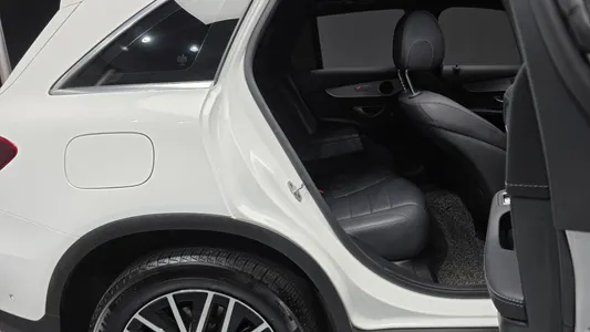 Mercedes-Benz GLC-Class X253 GLC300e 4MATIC 2021 11