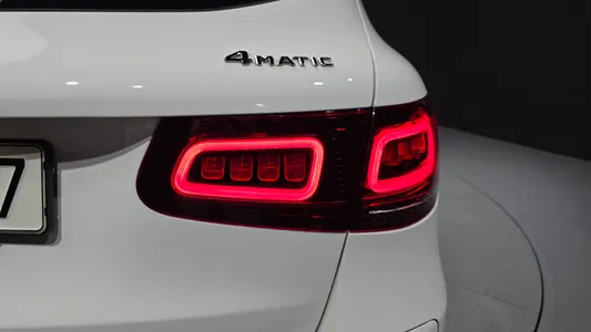 Mercedes-Benz GLC-Class X253 GLC300e 4MATIC 2021 23