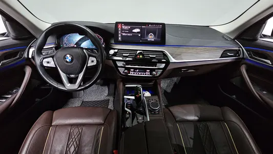 BMW 5 Series (G30) 530i xDrive 2021 6