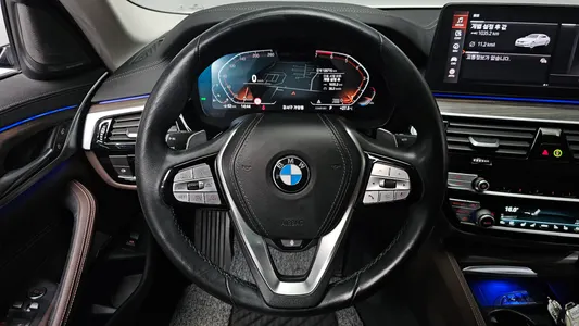 BMW 5 Series (G30) 530i xDrive 2021 12
