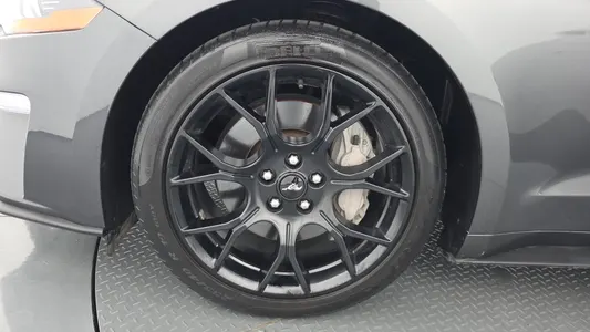 Ford 머스탱 2018 5