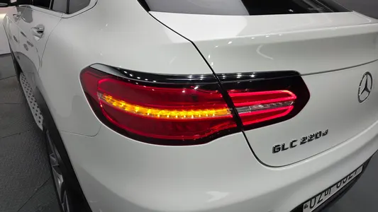 Mercedes-Benz GLC-Class X253 GLC220 d 4MATIC 2018 24