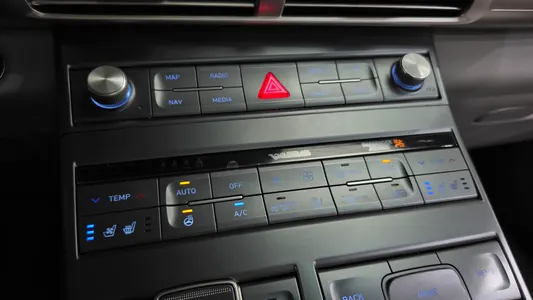 Hyundai 넥쏘 2022 17