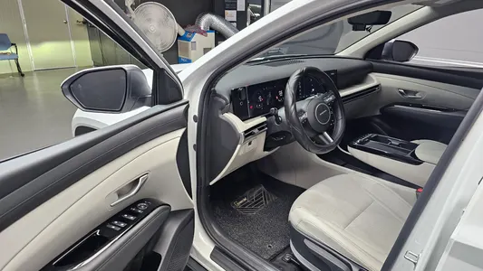 Hyundai (NX4) 1.6 4WD 2024 10