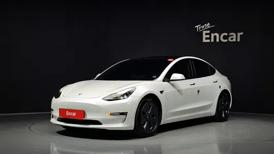 Tesla 3 AWD 2021