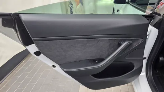 Tesla 3 AWD 2021 25