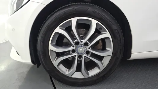 Mercedes-Benz C-Class W205 C200 d 2016 5