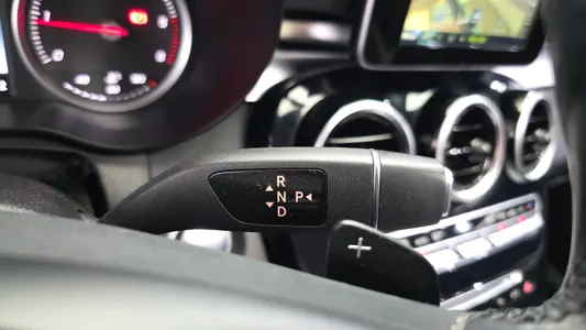 Mercedes-Benz C-Class W205 C200 d 2016 9