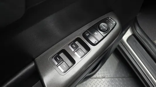 Kia 4 1.7 2WD 2016 18